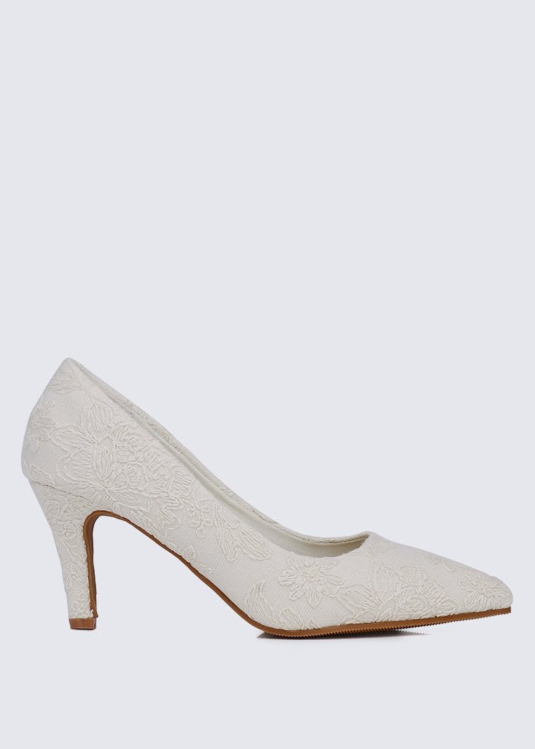 Hadria Comfy Pumps In BeigeShoes - myballerine