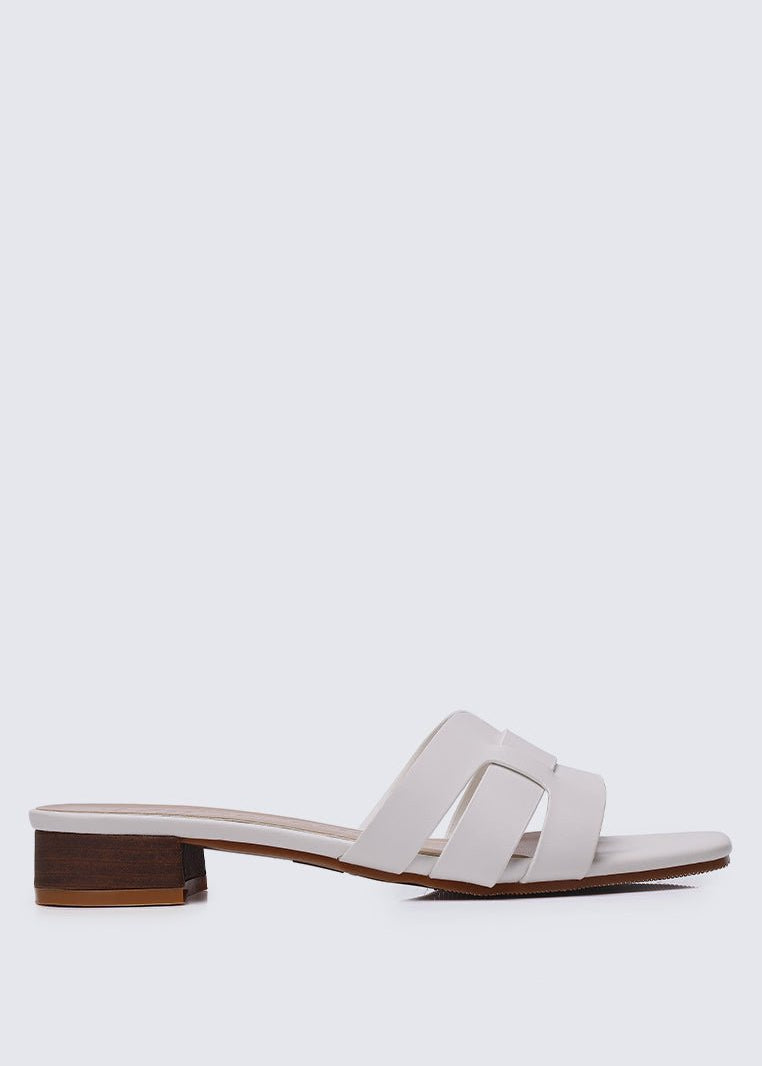 Isla Comfy Sandals In Off WhiteShoes - myballerine