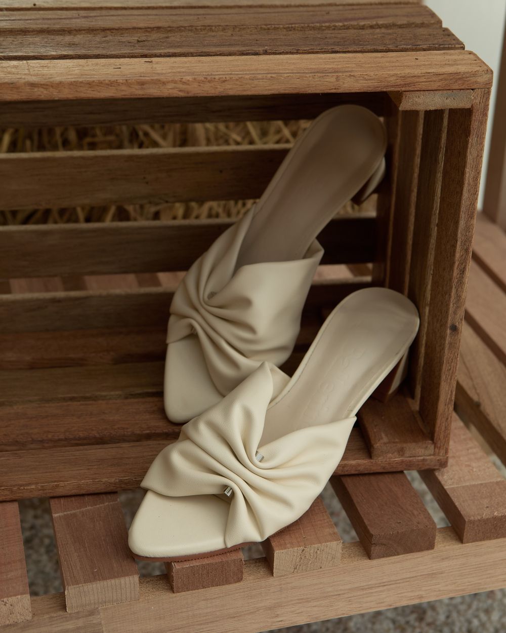 Kailia Comfy Heels In BeigeHeels - myballerine