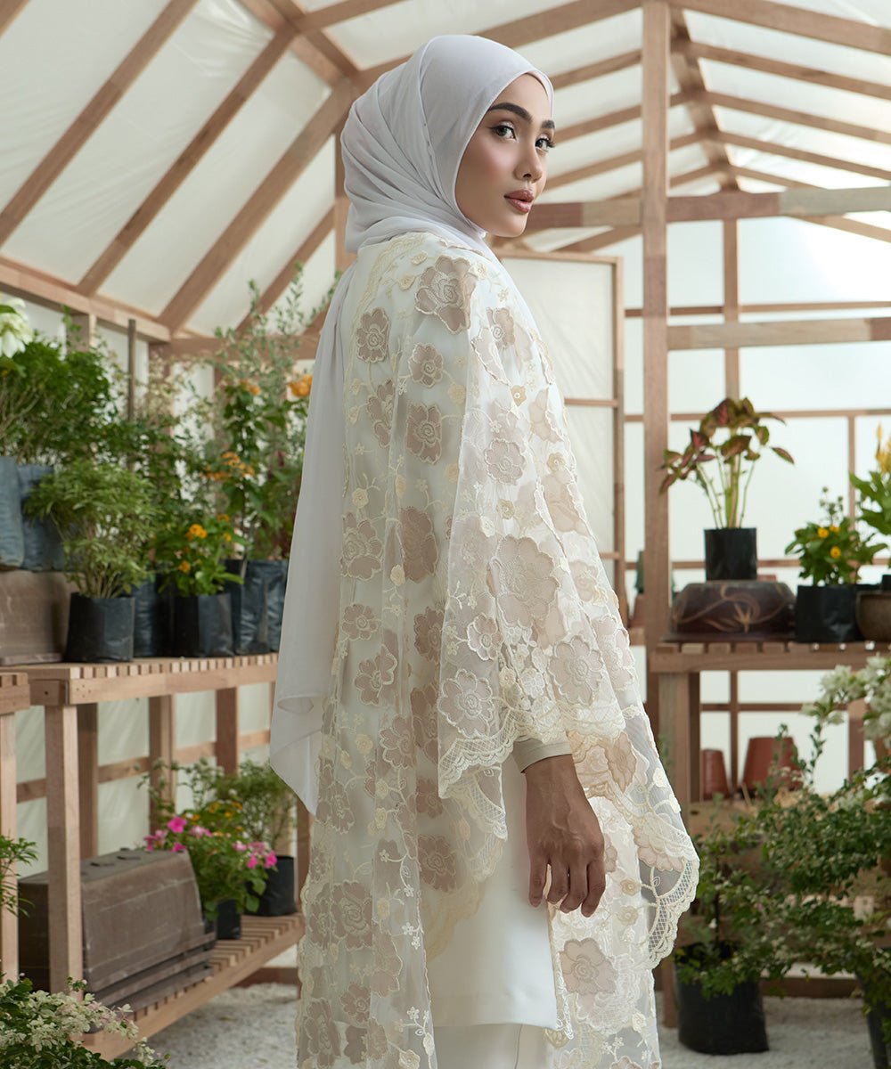 Kamelia Selendang Premium Scarves In KhakiSelendang - myballerine