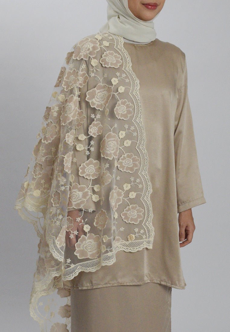 Kamelia Selendang Premium Scarves In KhakiSelendang - myballerine