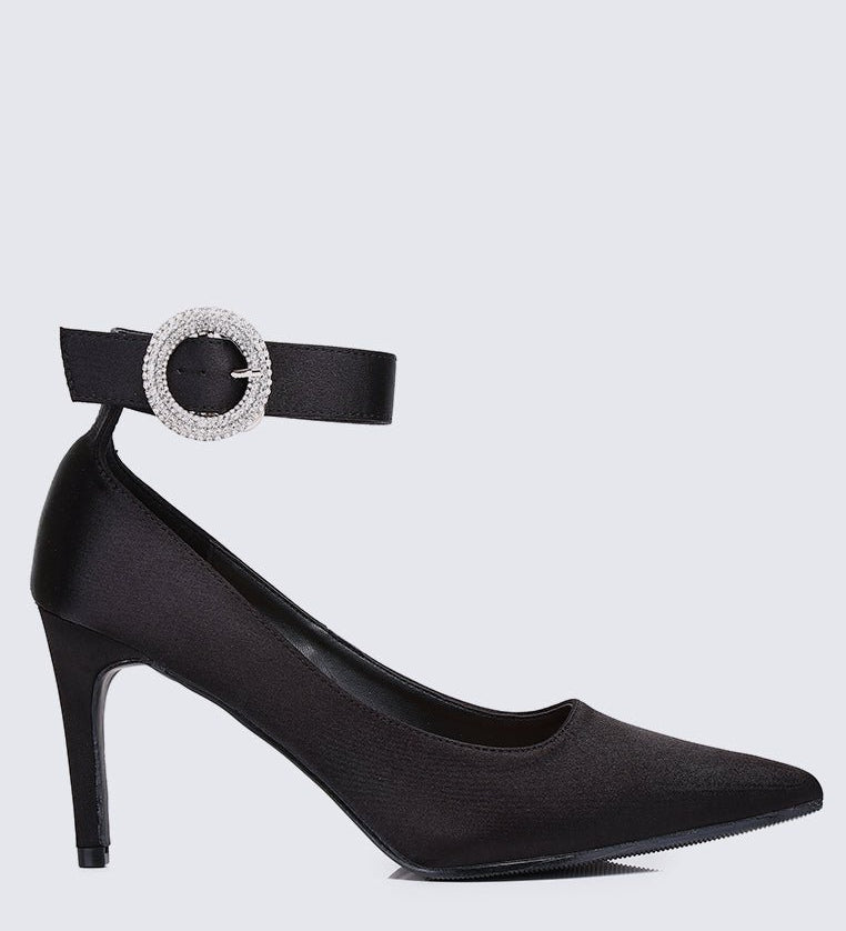 Lyla Comfy Pumps In BlackShoes - myballerine