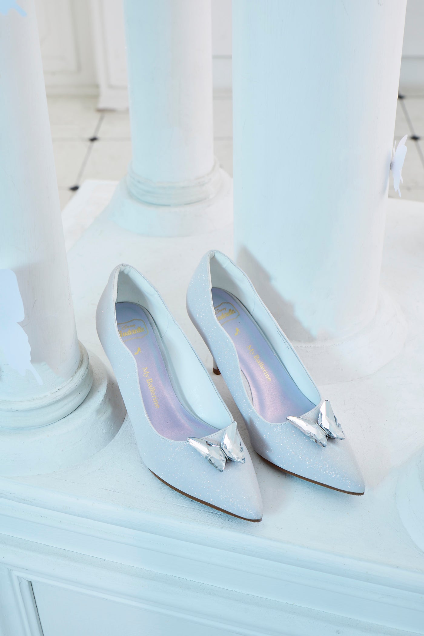 Fairytale Fantasy Comfy Pumps In Platinum