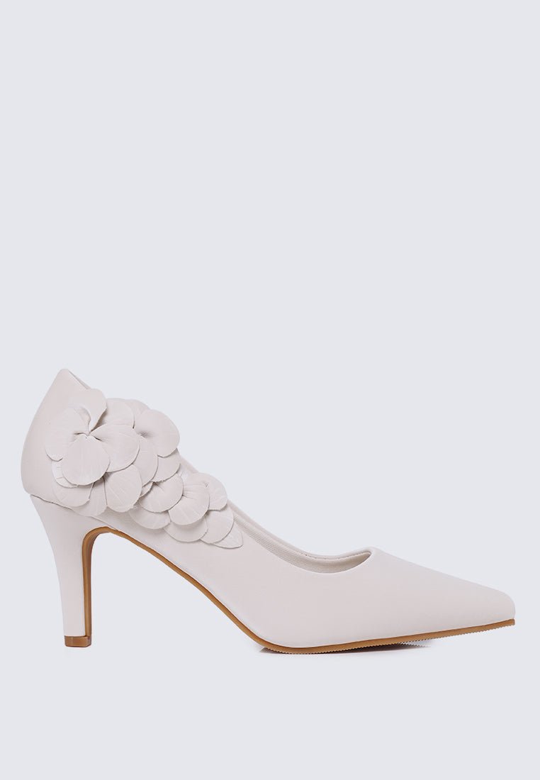 Madeleine Comfy Heels In BeigeHeels - myballerine