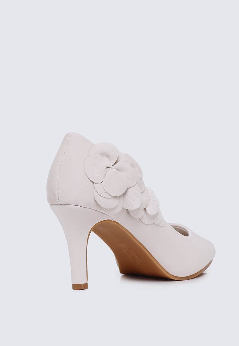 Madeleine Comfy Heels In BeigeHeels - myballerine