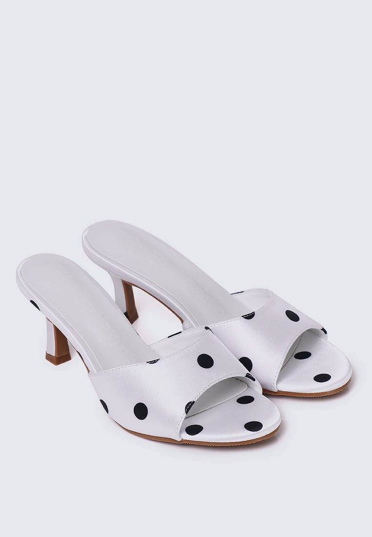 Noira Comfy Heels In WhiteHeels - myballerine