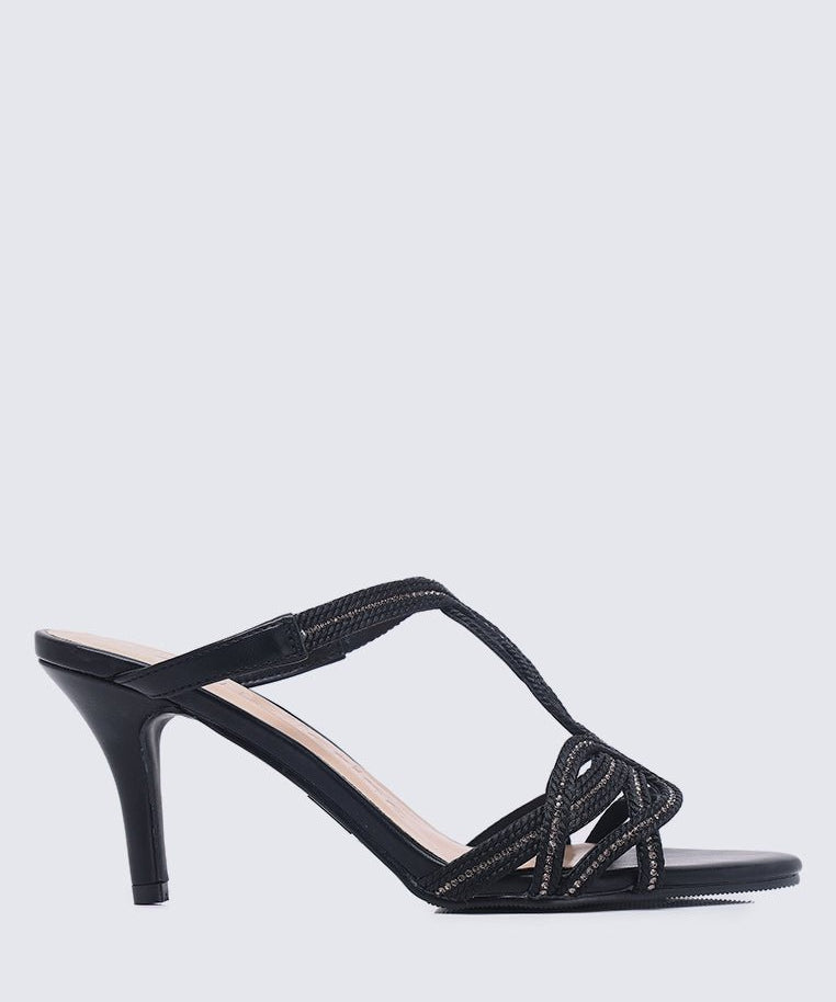 Rihanna Comfy Heels In BlackShoes - myballerine