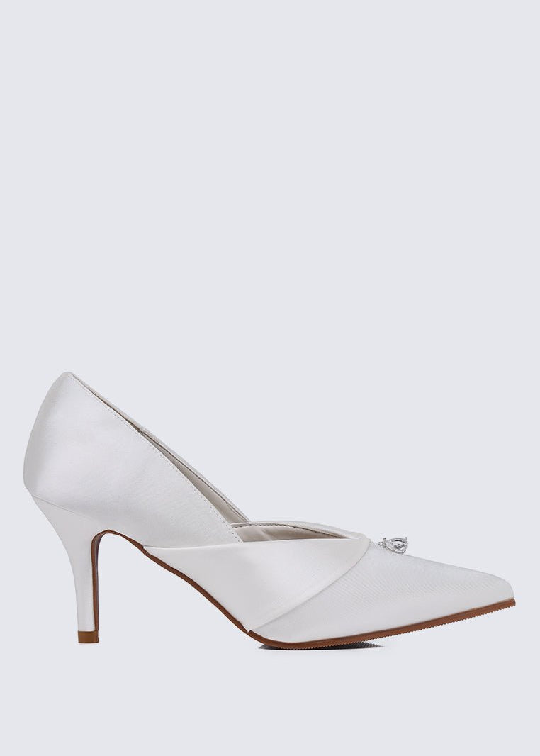 Rosaline Comfy Pumps In Off White - myballerine