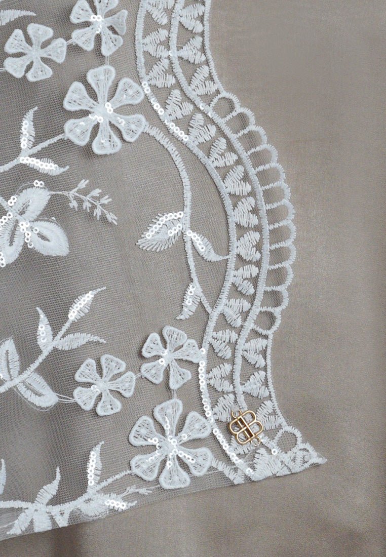 Senja Selendang Premium Scarves In WhiteSelendang - myballerine