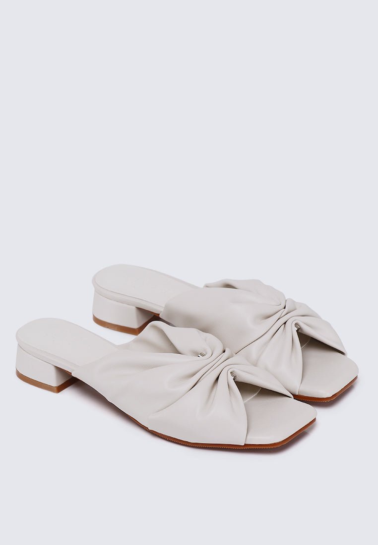Sia Comfy Sandals In BeigeSandals - myballerine