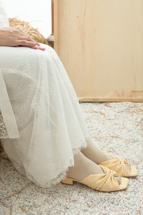 Sia Comfy Sandals In ButterSandals - myballerine