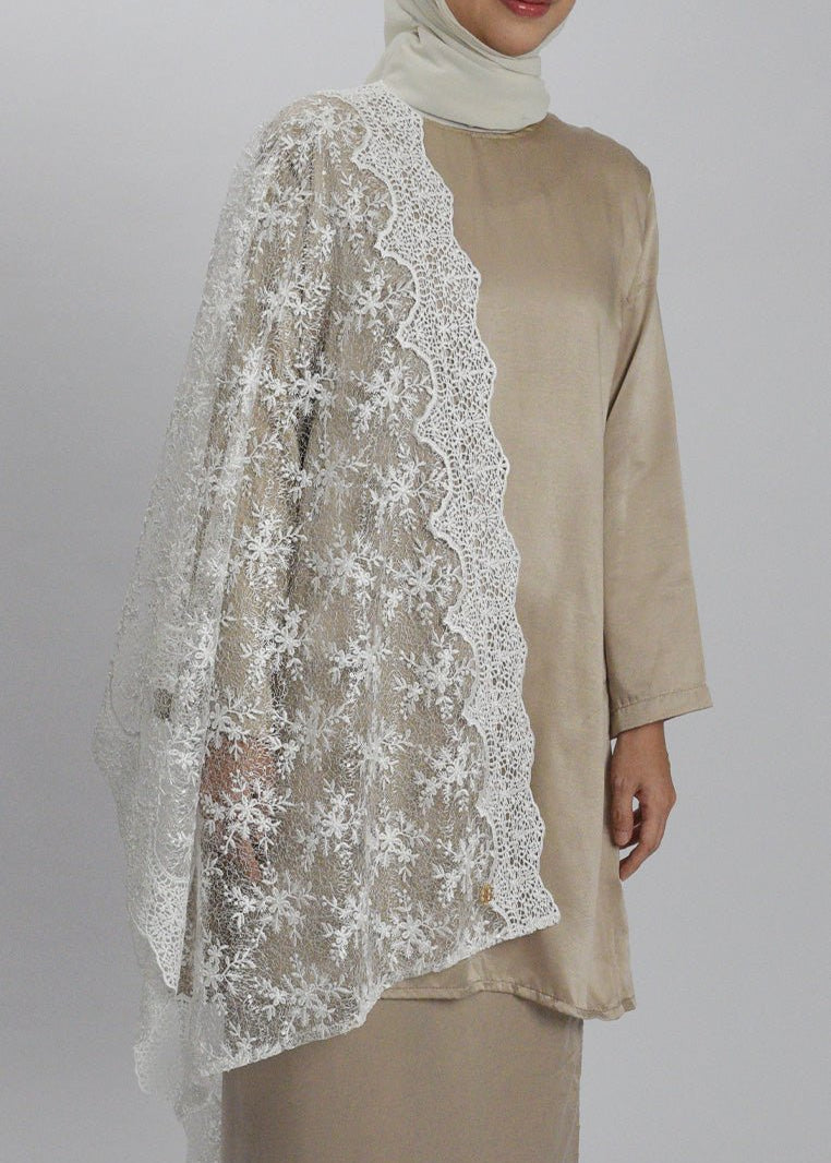 Sinaran Selendang Premium Scarves In WhiteSelendang - myballerine