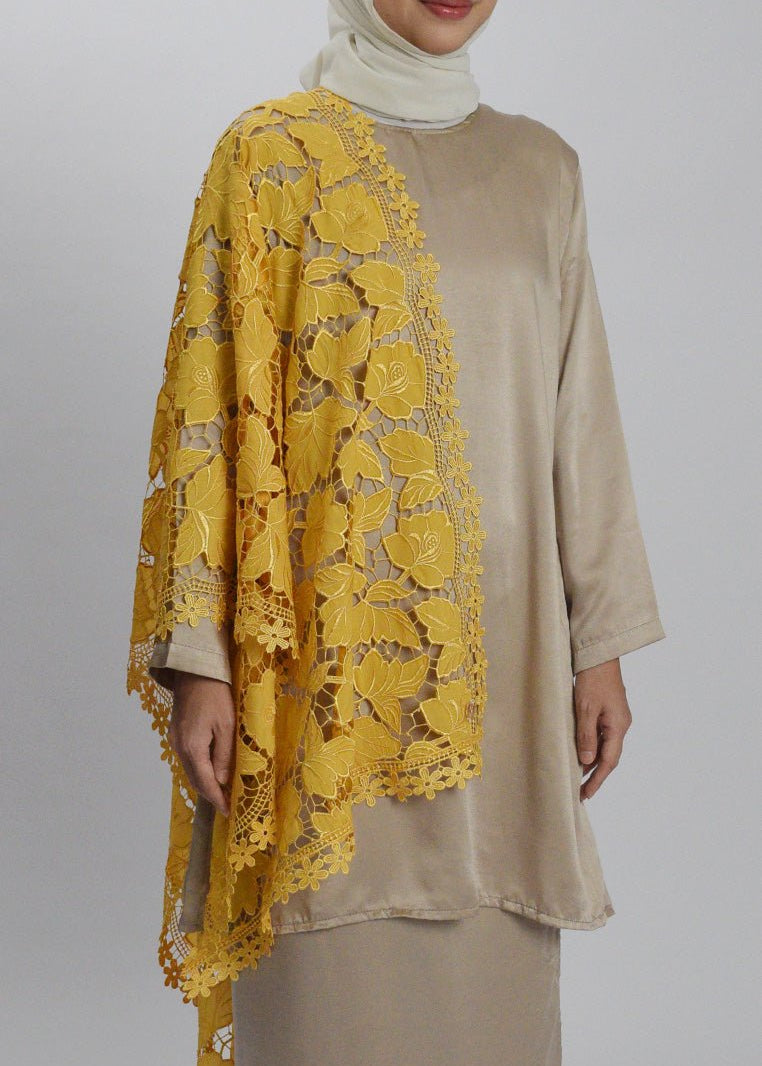 Teratai Selendang Premium Scarves In YellowSelendang - myballerine