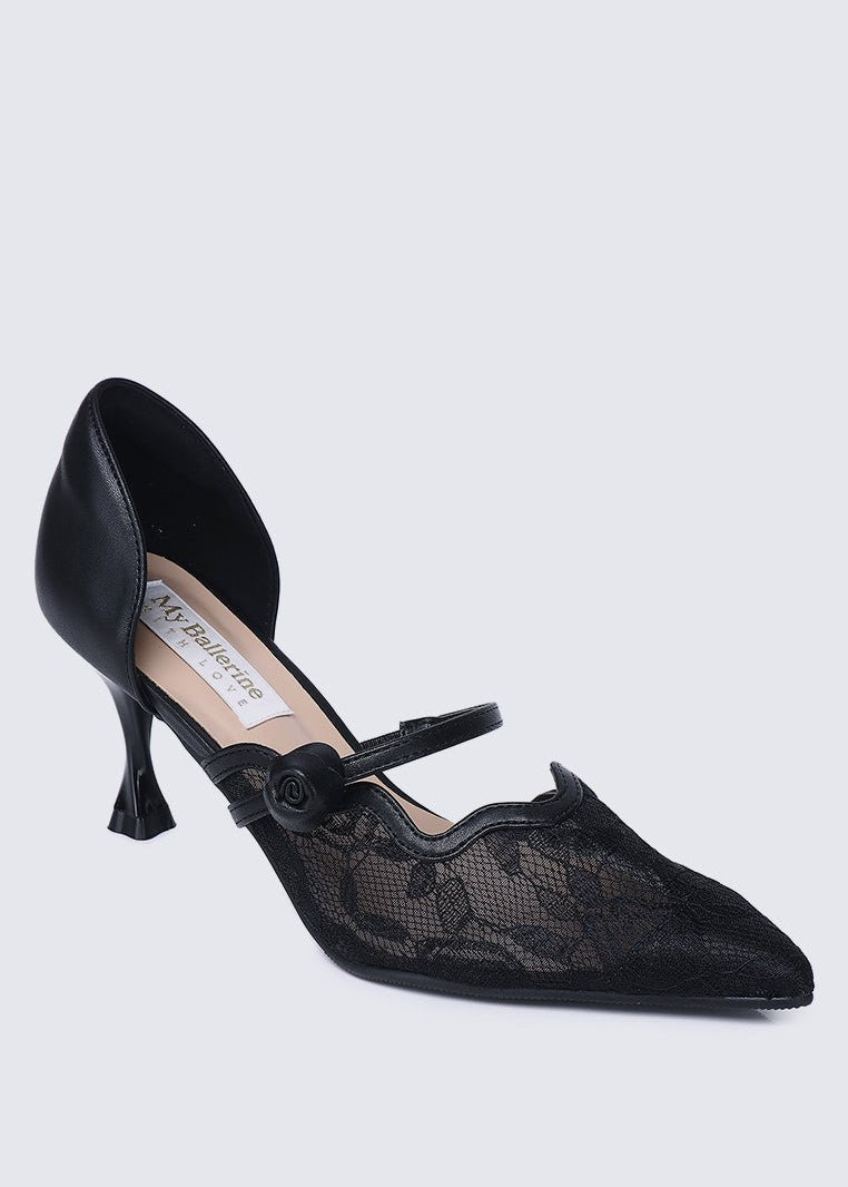 Timeless Blossoms Comfy Pumps In BlackShoes - myballerine