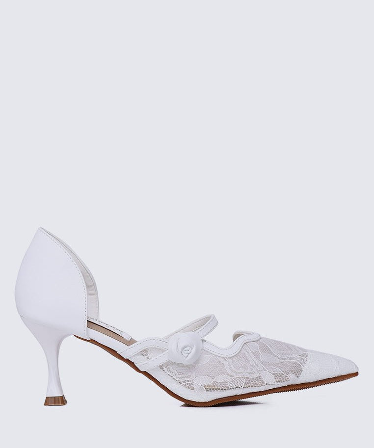 Timeless Blossoms Comfy Pumps In IvoryShoes - myballerine