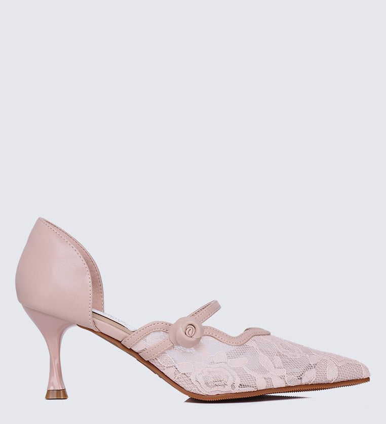 Timeless Blossoms Comfy Pumps In PinkShoes - myballerine