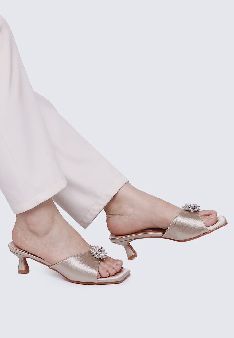 Vea Comfy Heels In ChampagneHeels - myballerine