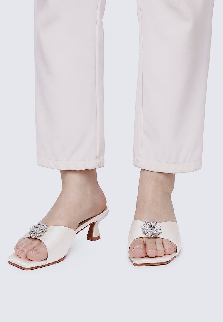 Vea Comfy Heels In IvoryHeels - myballerine