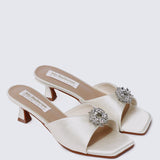 Vea Comfy Heels In IvoryHeels - myballerine
