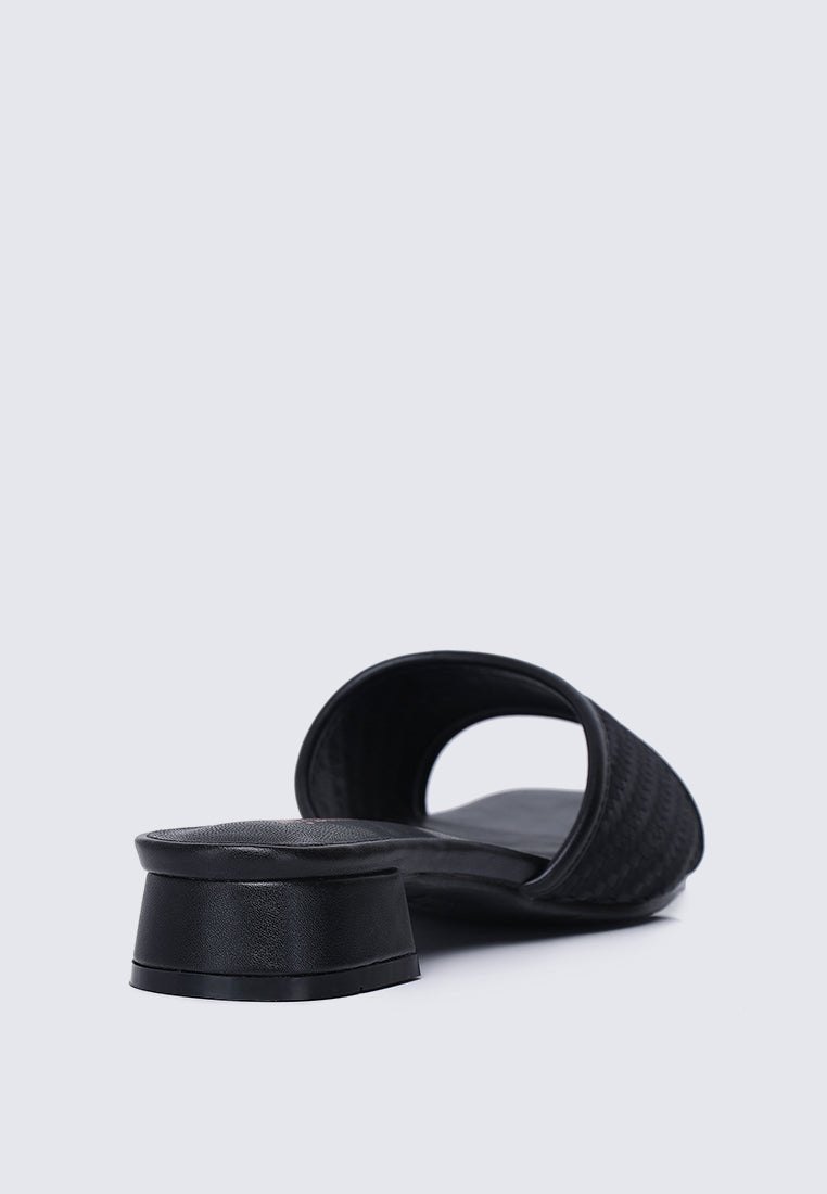 Vee Comfy Sandals In BlackShoes - myballerine