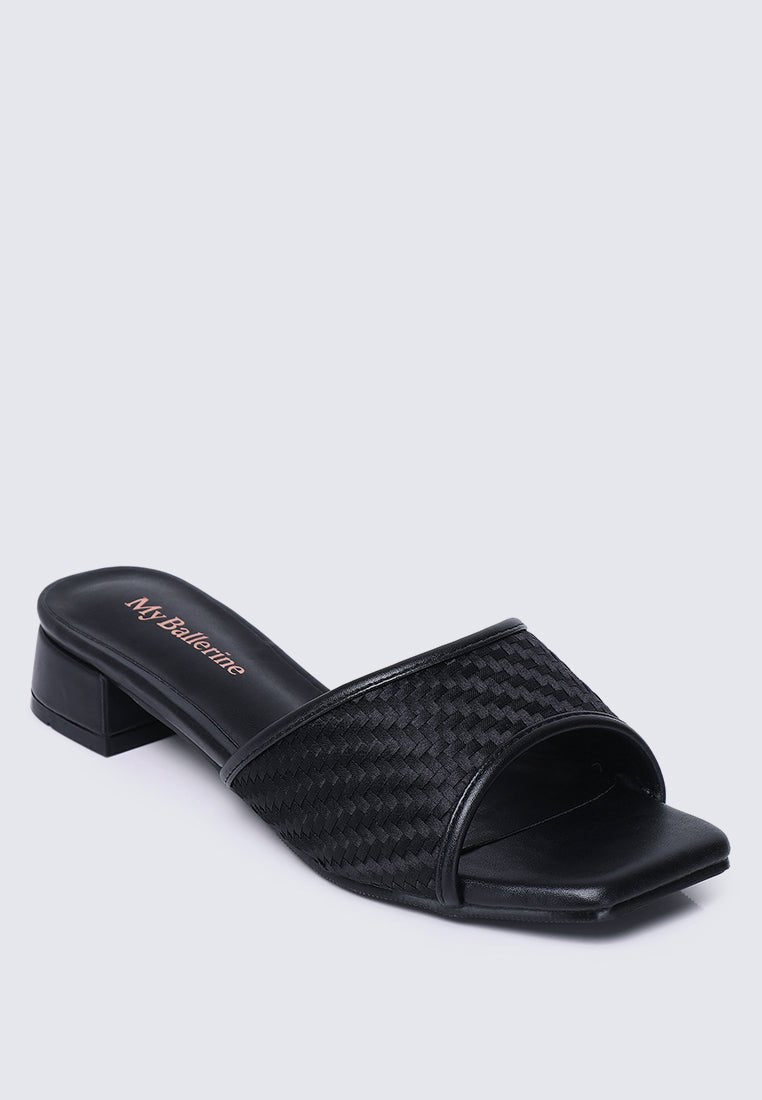 Vee Comfy Sandals In BlackShoes - myballerine