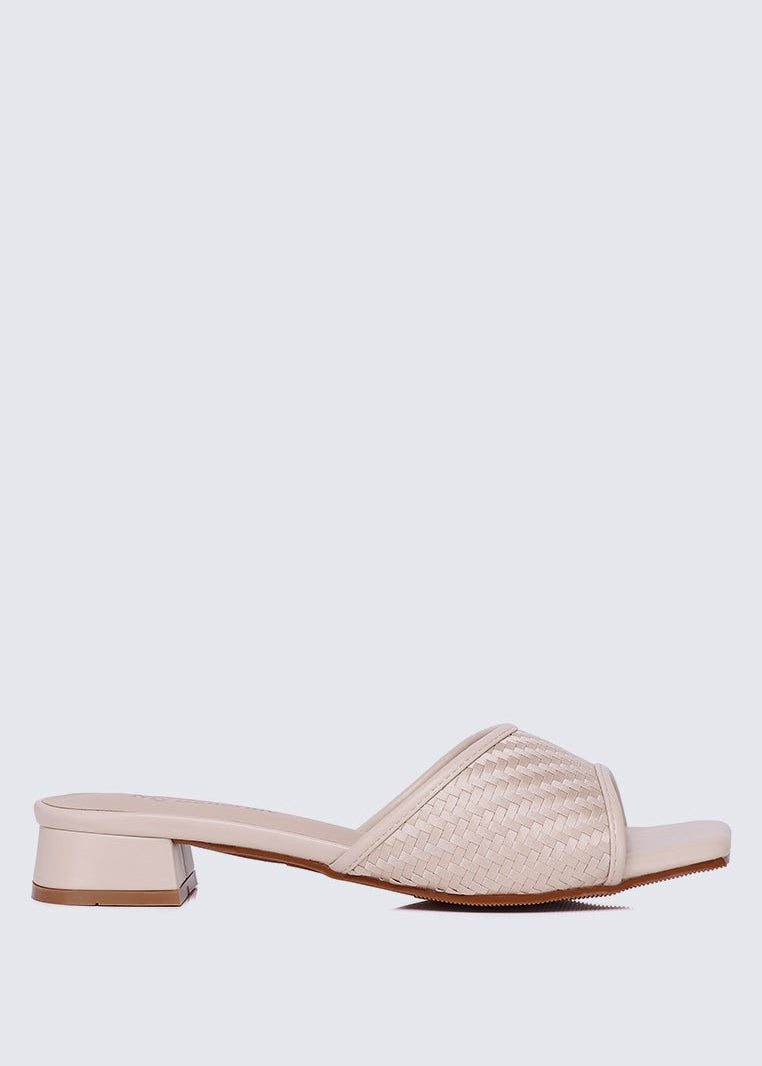 Vee Comfy Sandals In NudeShoes - myballerine