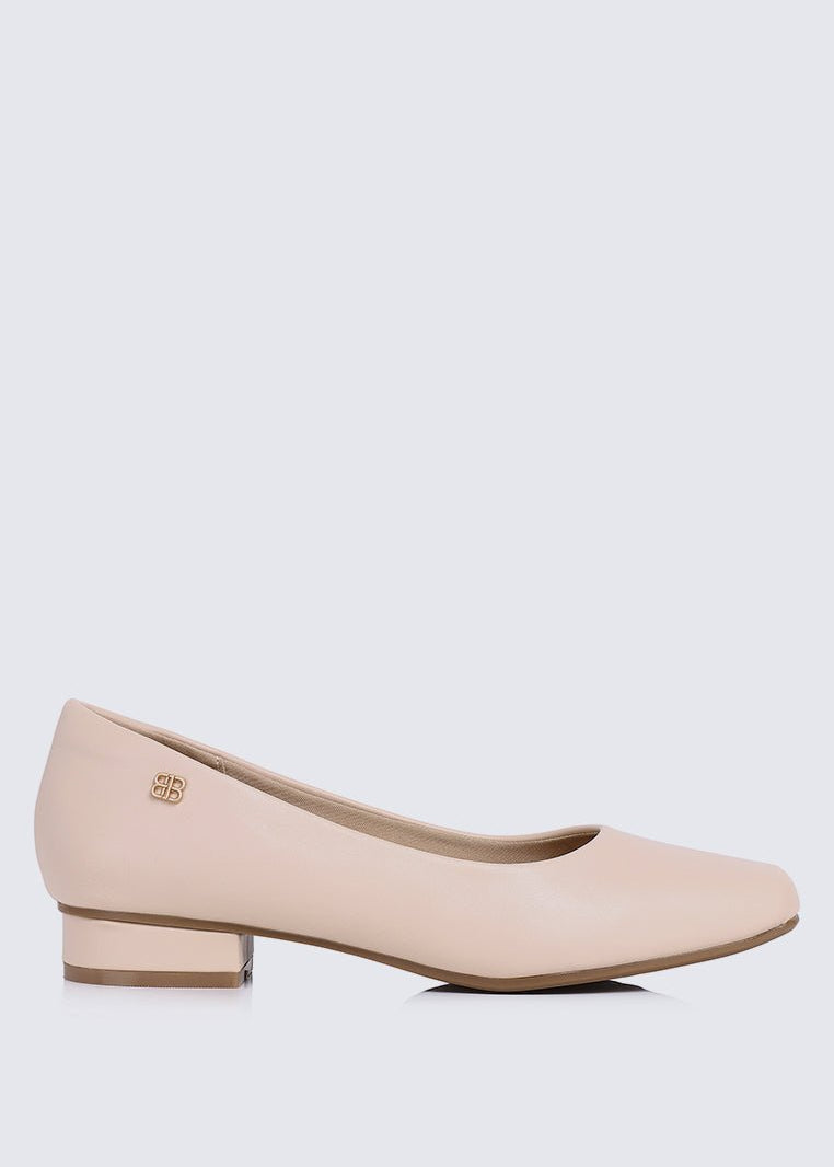 Vyan Comfy Pumps In BeigeShoes - myballerine