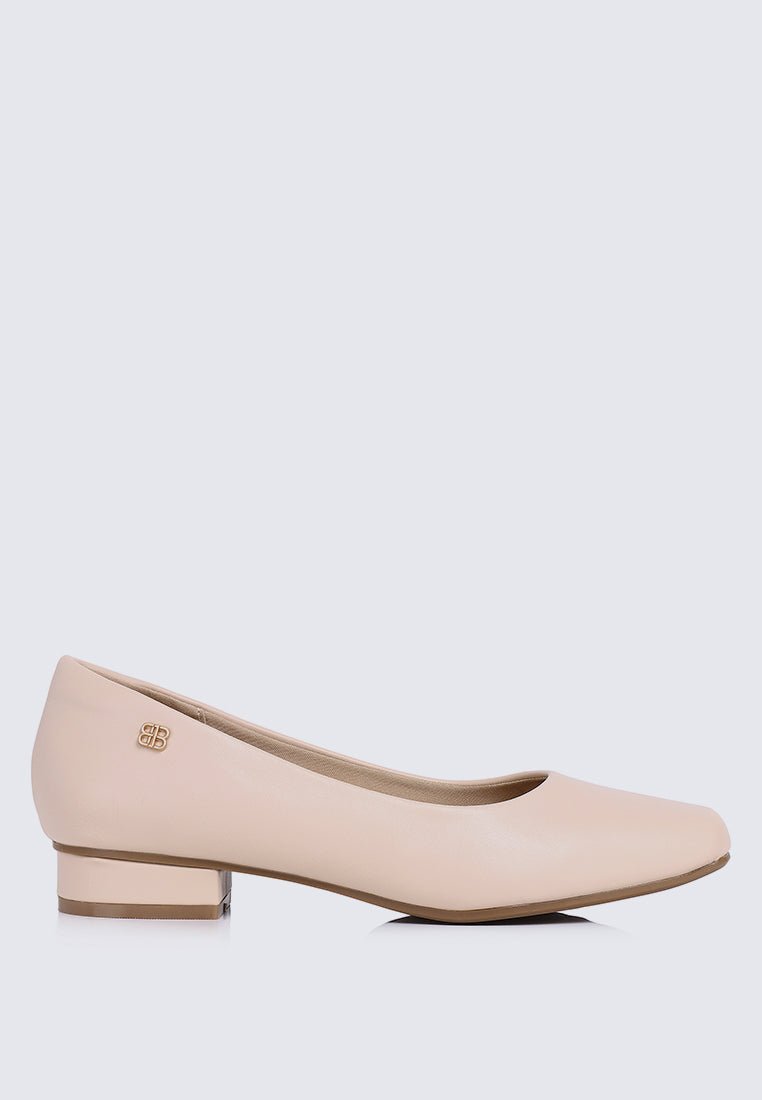 Vyan Comfy Pumps In BeigeShoes - myballerine