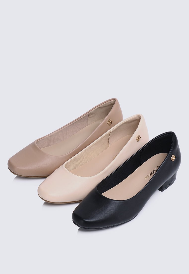 Vyan Comfy Pumps In BeigeShoes - myballerine