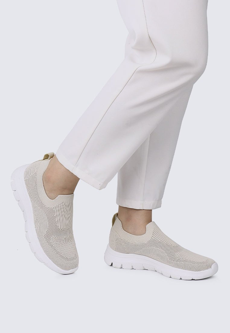 WalkEase Comfy Sneakers In BeigeShoes - myballerine