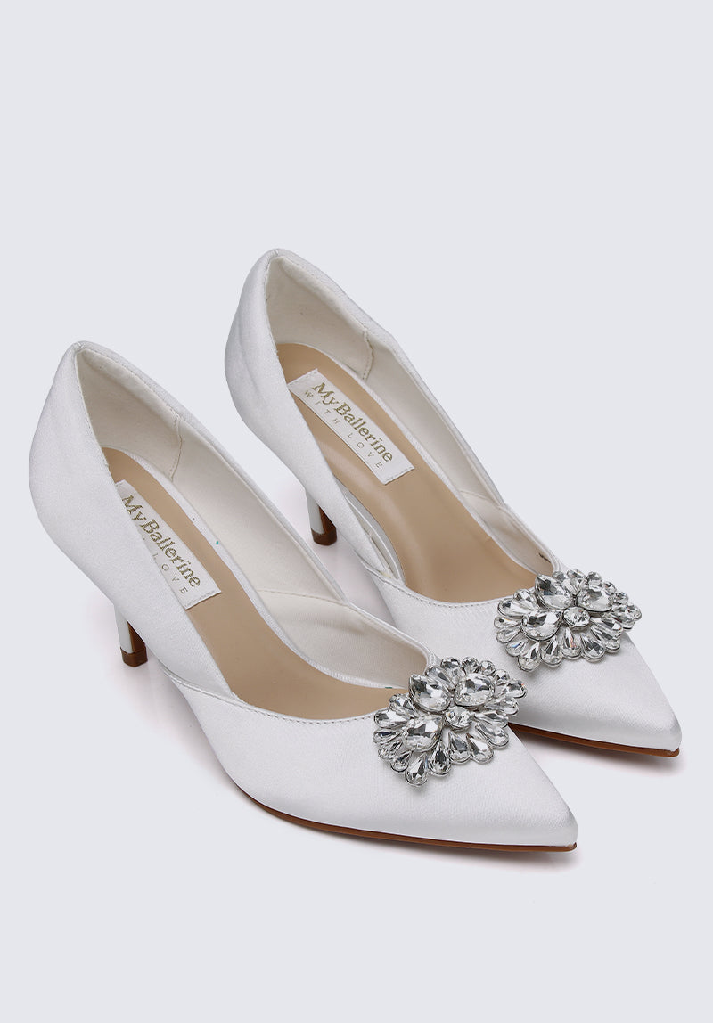 Adelyn Comfy Pumps In Ivory