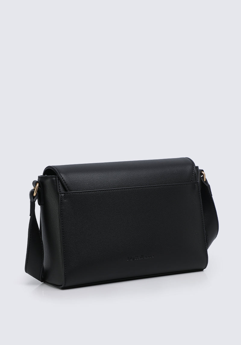 Bryssa Shoulder Bag In Black
