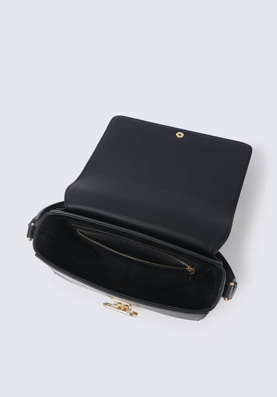 Bryssa Shoulder Bag In Black
